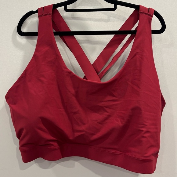 Old Navy Women's Strappy Red Sports Bra Size 4x - Picture 1 of 4